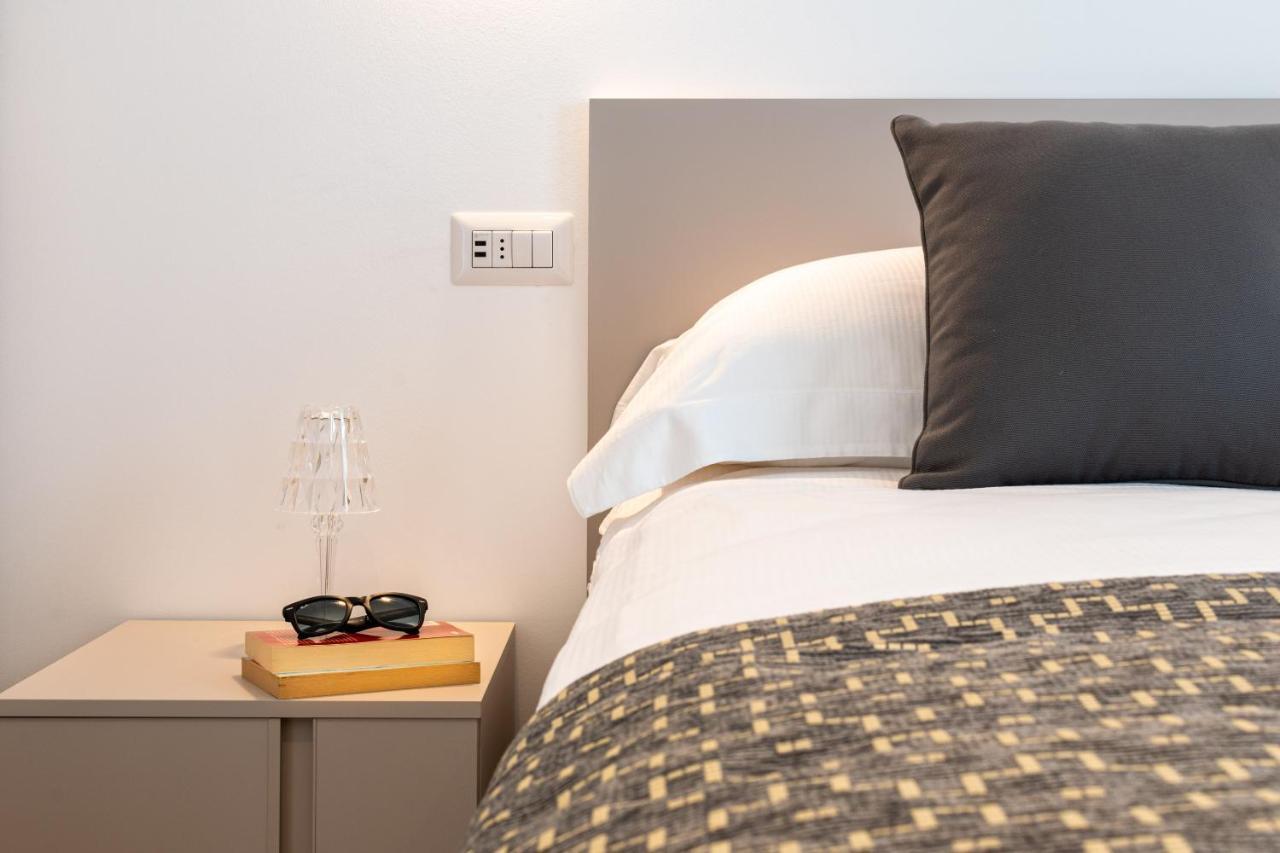 Superior Aparthotel 4*